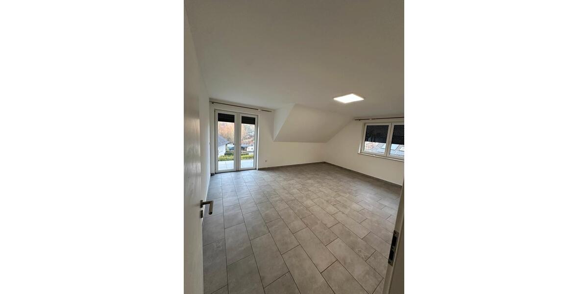 Einfamilienhaus Windeck - 7 Zimmer, 168 m&sup2;, 515.000&euro; | Angebot:26762081