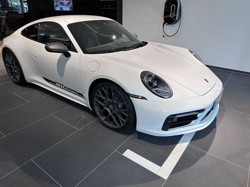992