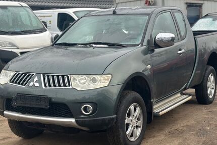 Mitsubishi L200 272.000 km 8.490 &euro; Darmstadt 64293