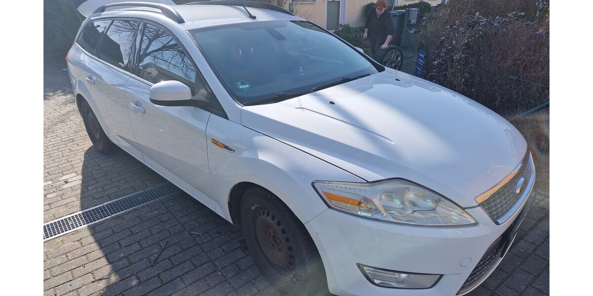 Ford Mondeo 259.700 km 3.150 &euro; Taucha 04425