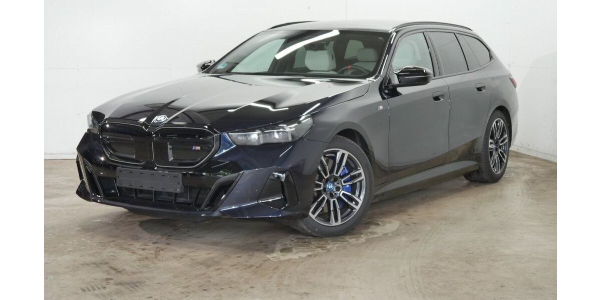 BMW i5 11.400 km 69.900 &euro; Dillingen 89407