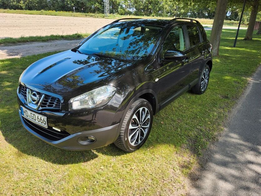 Nissan Qashqai 158.000 km 6.900 € Limburgerhof 67117