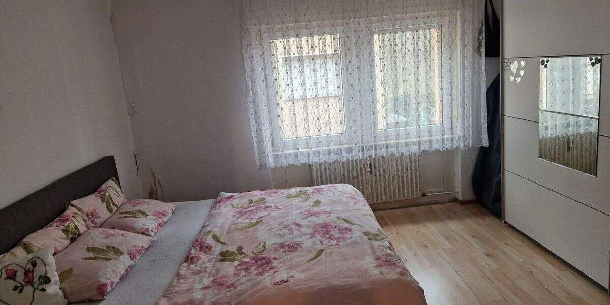 Etagenwohnung Pforzheim Eutingen - 3 Zimmer, 80 m&sup2;, 800&euro; | Angebot:25340181
