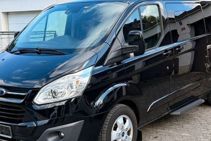 Ford Tourneo Custom 180.000 km 15.900 &euro; München 80805