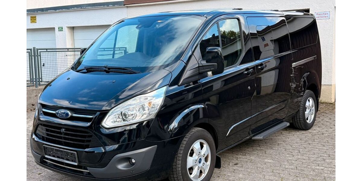 Ford Tourneo Custom 180.000 km 15.900 &euro; München 80805