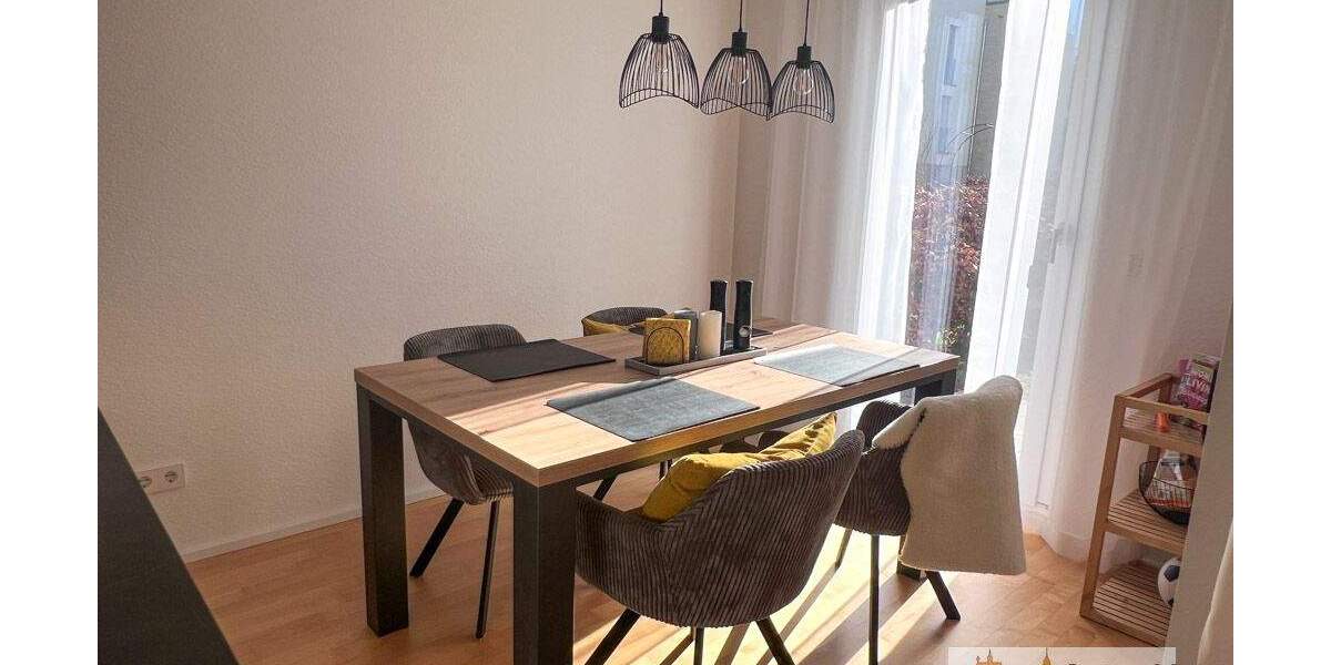 Etagenwohnung Esslingen am Neckar Hohenkreuz - 3 Zimmer, 85 m&sup2;, 1.330&euro; | Angebot:25402066