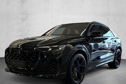 Audi RSQ8 5.900 km 171.990 &euro; Leipzig 04129