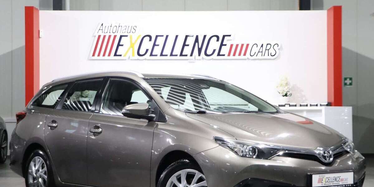 Toyota Auris 148.000 km 10.991 &euro; Hamm 59077