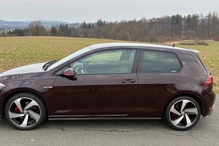 VW Golf 36.000 km 19.500 &euro; Bad Steben 95138