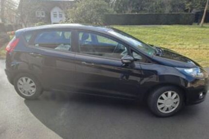 Ford Fiesta 200.000 km 3.200 &euro; Finnentrop 57413