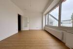 Umfassend sanierte 3-Zimmer-Wohnung mit Balkon in Düsseldorf-Niederkassel