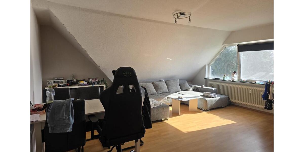 Dachgeschoßwohnung Baumholder - 3 Zimmer, 96 m&sup2;, 700&euro; | Angebot:25379185