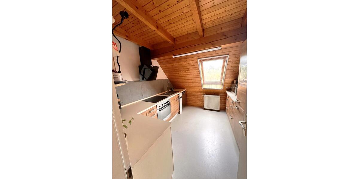Dachgeschoßwohnung Heuchlingen - 4 Zimmer, 87 m&sup2;, 600&euro; | Angebot:26403086