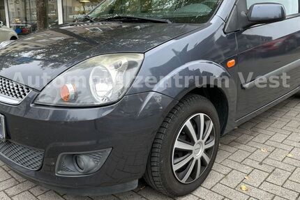 Ford Fiesta 92.000 km 2.990 € Recklinghausen 45657