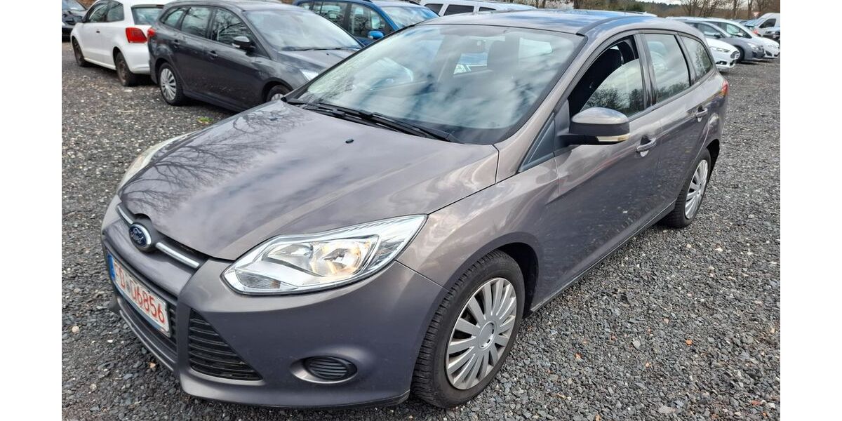 Ford Focus 120.000 km 2.699 &euro; Eichenzell 36124