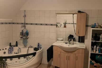 schöne Wohnung zu vermieten 3 zimmer