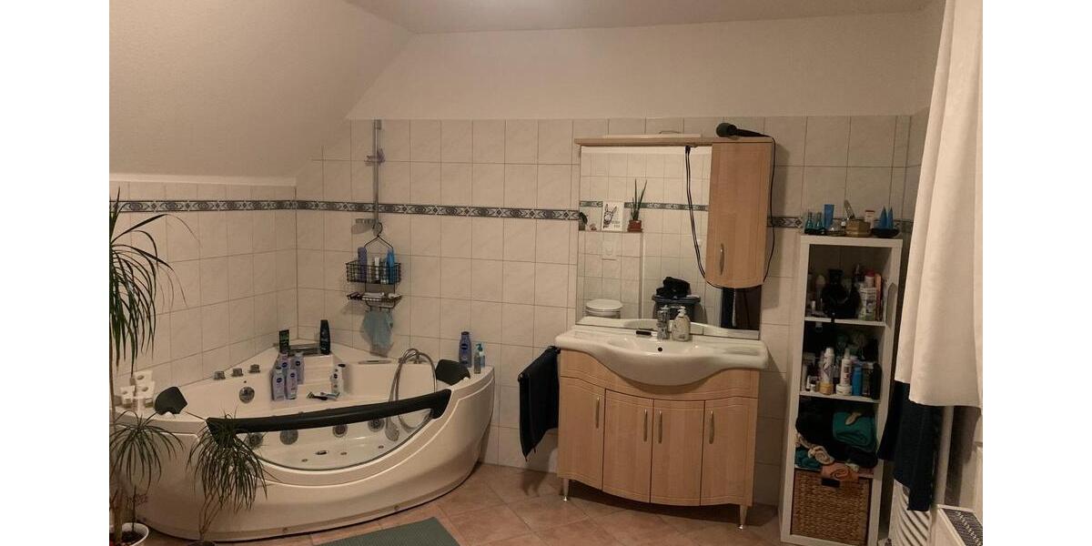 schöne Wohnung zu vermieten 3 zimmer
