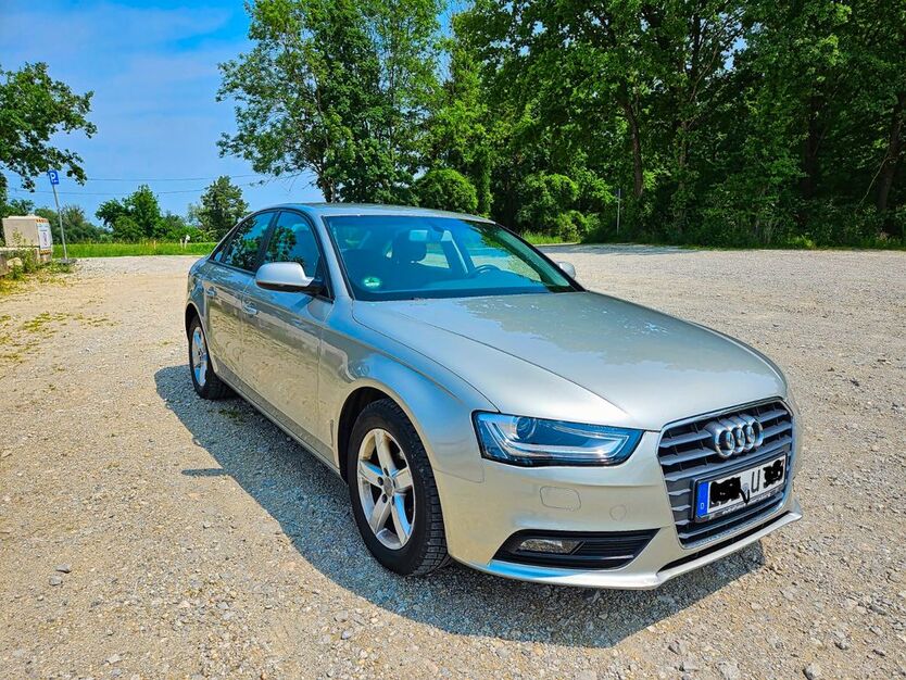 Audi A4 52.800 km 12.400 € Hohenkammer 85411