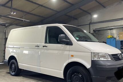 VW T5 Transporter 260.000 km 4.780 &euro; Neuwied 56566