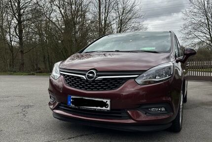Opel Zafira Tourer 127.000 km 11.800 &euro; Düsseldorf 40595