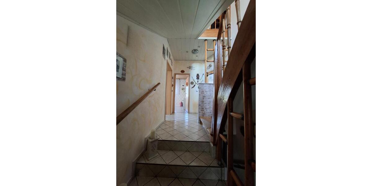 Doppelhaushälfte Wächtersbach - 6 Zimmer, 136 m&sup2;, 293.000&euro; | Angebot:26802981