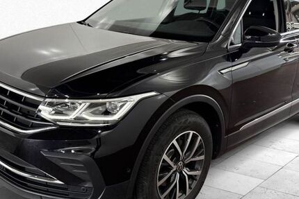 VW Tiguan 83.300 km 25.450 &euro; Großenkneten 26197