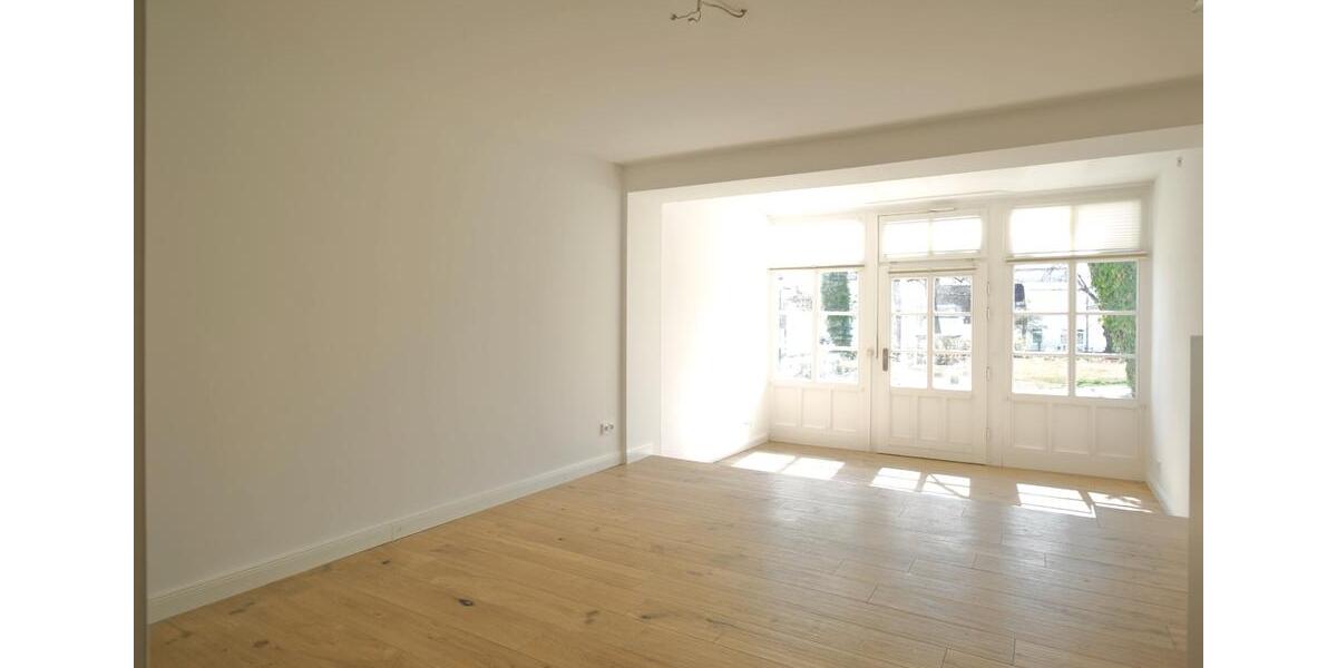 Hochparterre Rostock - 1 Zimmer, 30 m&sup2;, 950&euro; | Angebot:26313289