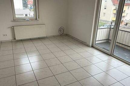 +++ MUTTERSTADT SOFORT BEZUGSFREI: 3 ZKB – ETW MIT BALKON IN KLEINER WOHNEINHEIT IN SCHÖNER LAGE GELEGEN +++ 3 zimmer