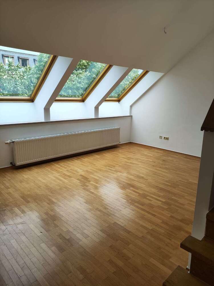 Wohnung zum Mieten in Halle 580 € 63.04 m²