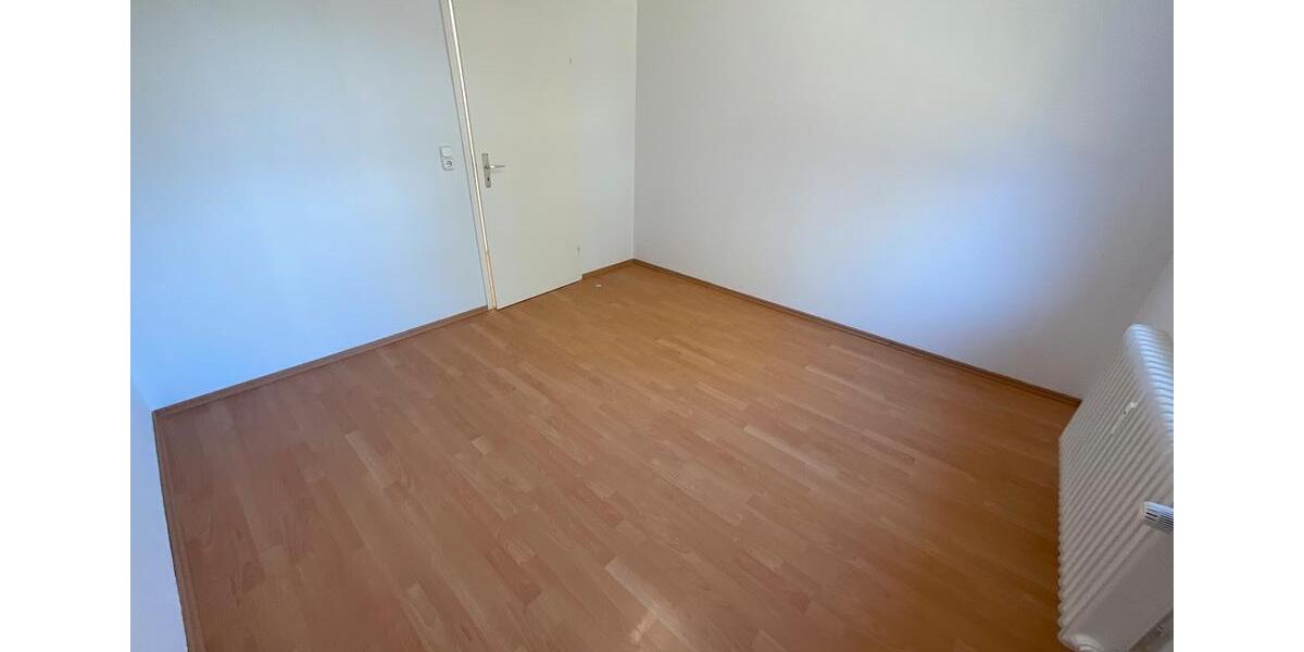 Etagenwohnung Brunsbüttel - 3 Zimmer, 77 m&sup2;, 539&euro; | Angebot:26365507