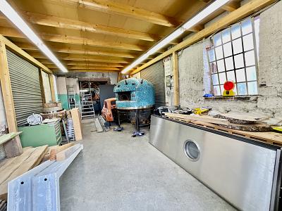 HISTORISCHE BAHNHOFHALLE AUCH FÜR GASTROBETRIEB 1 zimmer