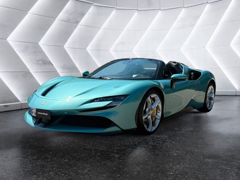 Ferrari SF90 5.500 km 498.610 € Mühlenbach 77796