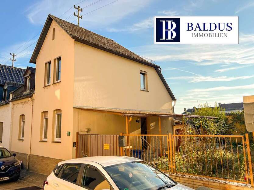 Haus zum Kaufen in Oestrich-Winkel 270.000 € 94 m² 6 zimmer