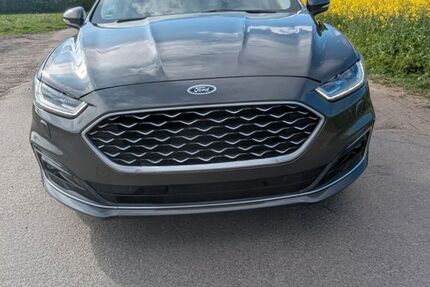 Ford Mondeo 158.000 km 16.400 &euro; Lübeck 23570