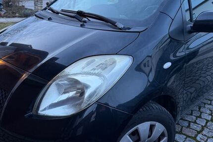 Toyota Yaris 123.000 km 2.190 &euro; Demling 85098