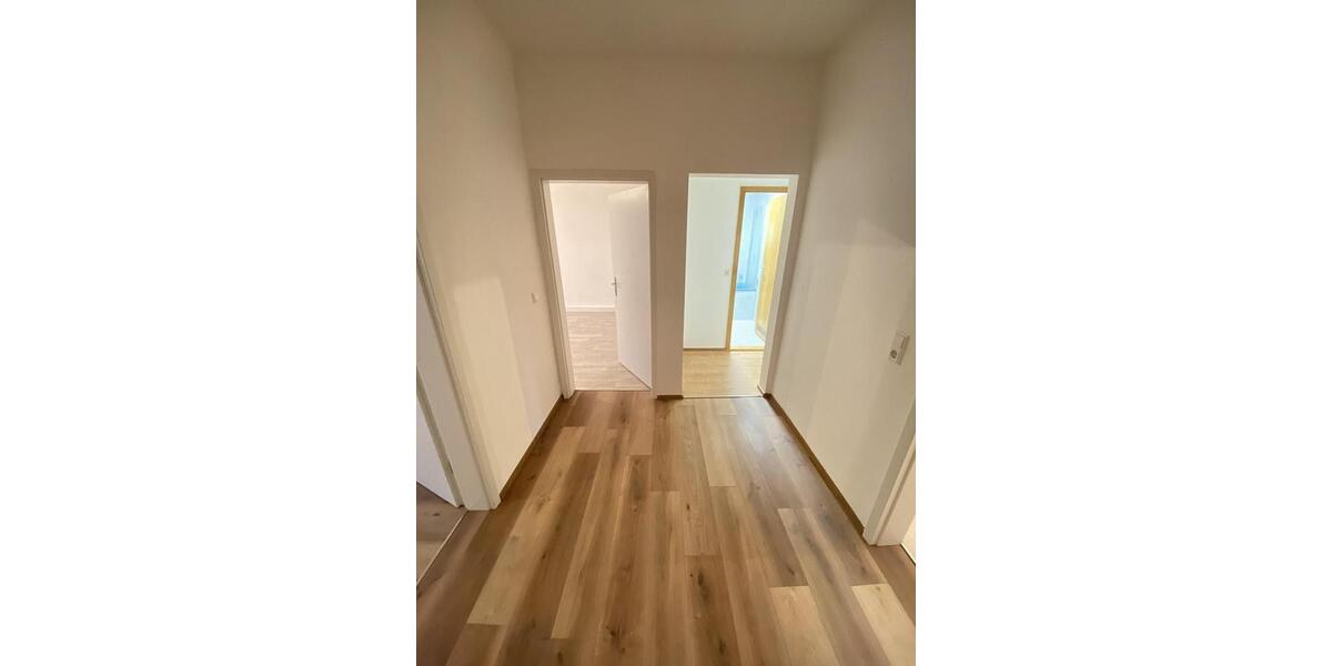 Etagenwohnung Ettlingen - 3 Zimmer, 80 m&sup2;, 1.090&euro; | Angebot:24831468