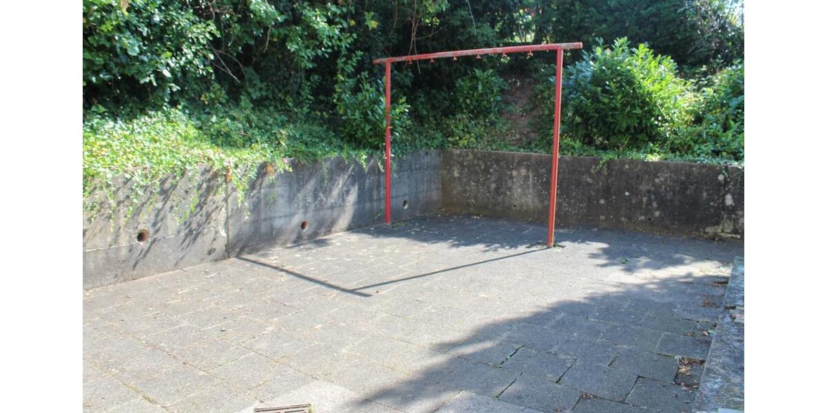 Einfamilienhaus Zweibrücken - 6 Zimmer, 171 m&sup2;, 275.000&euro; | Angebot:27197723
