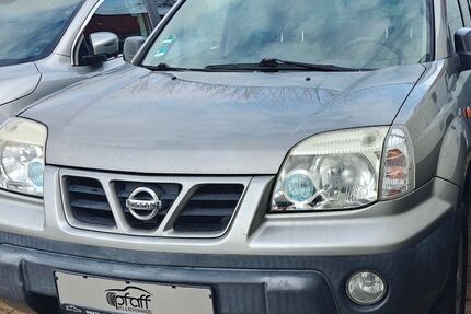 Nissan X-Trail 182.000 km 1.700 &euro; Kirchvers 35102