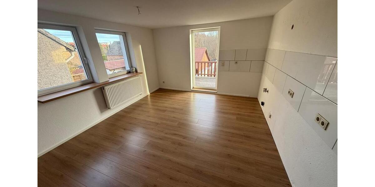 Etagenwohnung Mirow - 2.5 Zimmer, 96 m&sup2;, 740&euro; | Angebot:26095306