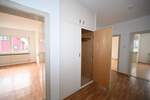 Wohnen im ruhigen Umfeld! Ältere und preiswerte 3-Zimmer-Wohnung in schöner Größe 3 zimmer