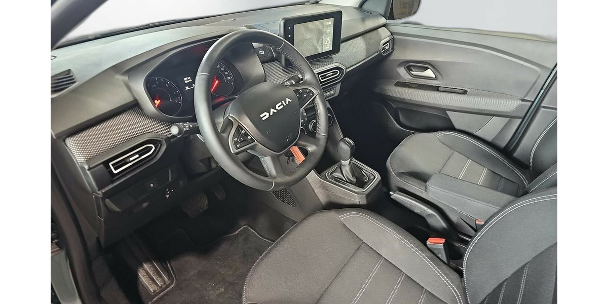 Dacia Sandero III Expression Navi, Kamera, Sitzheizung 2.572 km 17.645 &euro; Schwalbach/Taunus 65824