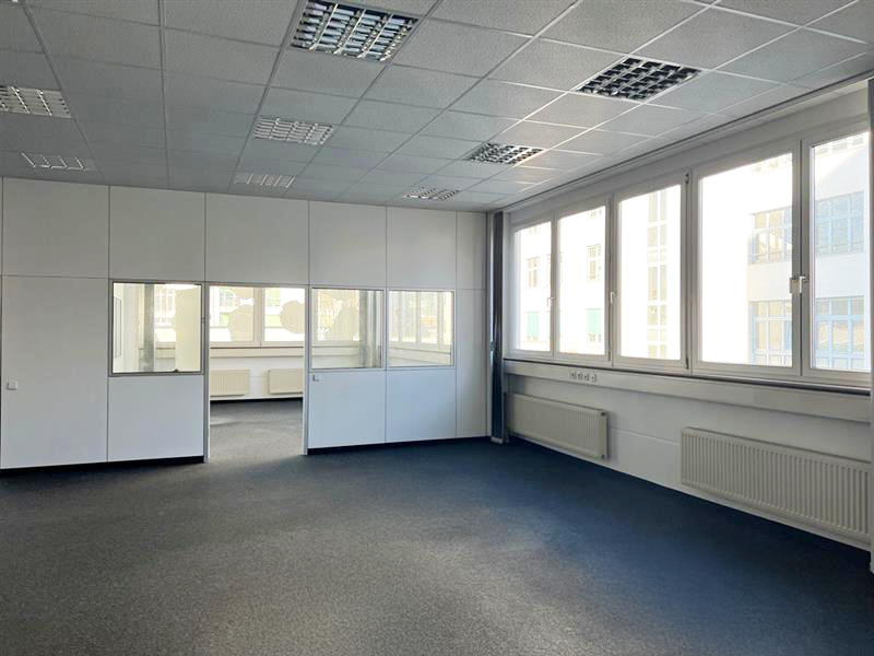Büro in Stuttgart 10.000 € 600 m²