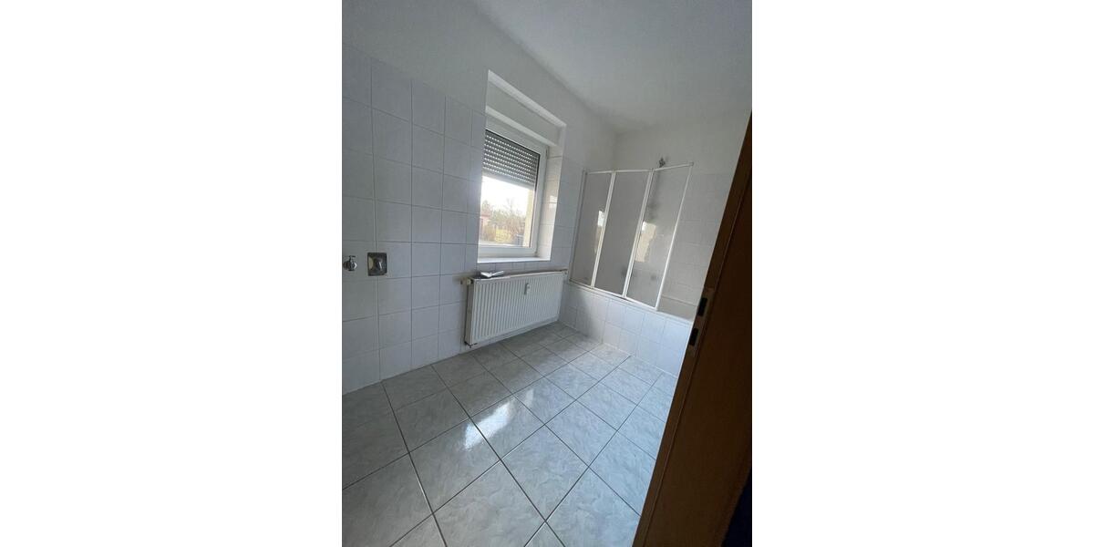Erdgeschoßwohnung Welzow - 2 Zimmer, 57 m&sup2;, 380&euro; | Angebot:25342224
