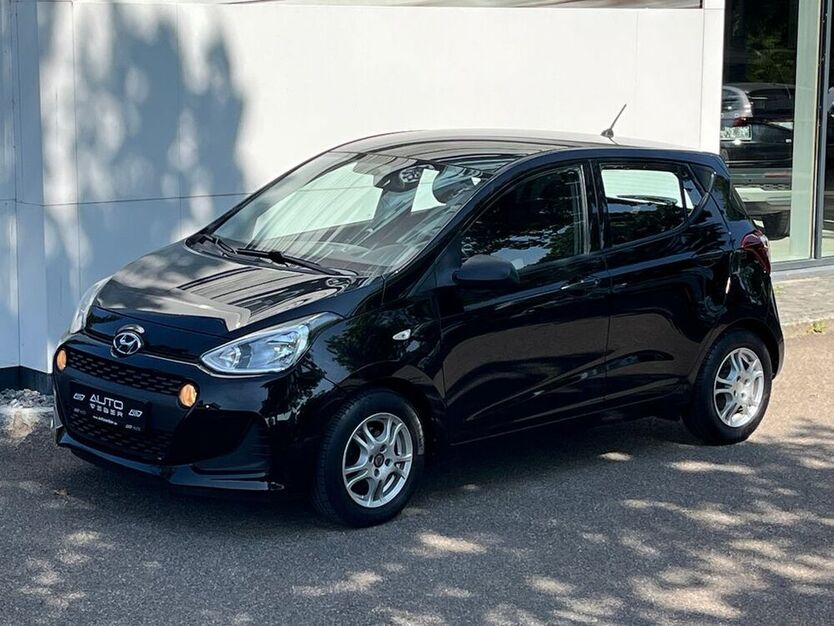i10