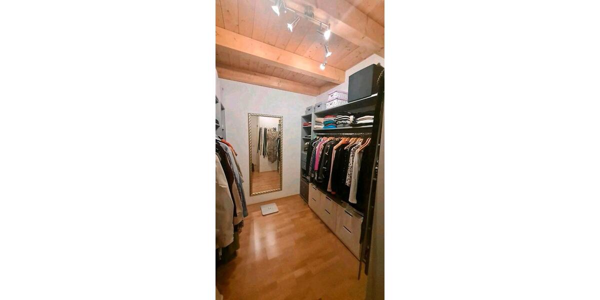 Einfamilienhaus Steindorf - 7 Zimmer, 244 m&sup2;, 880.000&euro; | Angebot:25979721