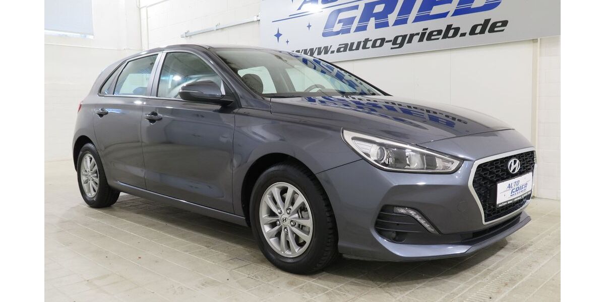 Hyundai i30 23.900 km 13.950 &euro; Miesitz 07819