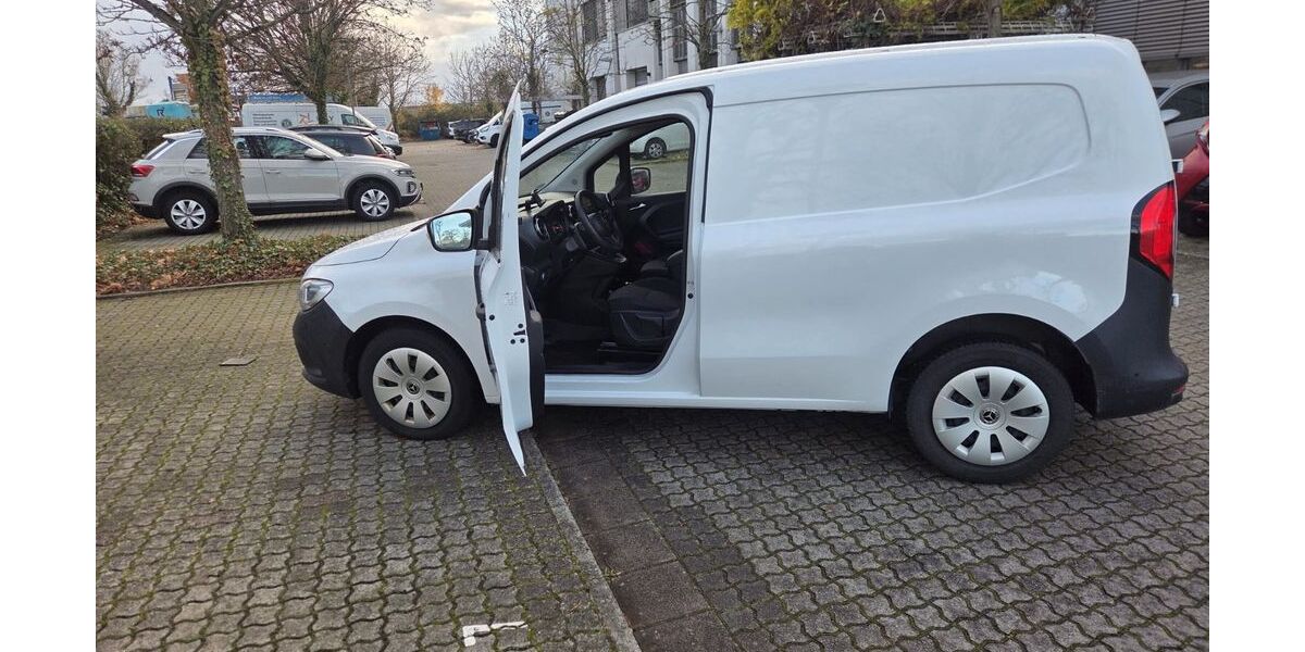 Mercedes-Benz Citan 205.500 km 11.100 € Rüsselsheim 65428