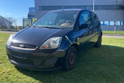 Ford Fiesta 153.141 km 1.800 &euro; Pausa-Muehltroff 07952