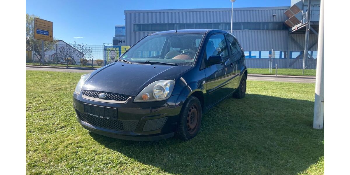 Ford Fiesta 153.141 km 1.800 &euro; Pausa-Muehltroff 07952
