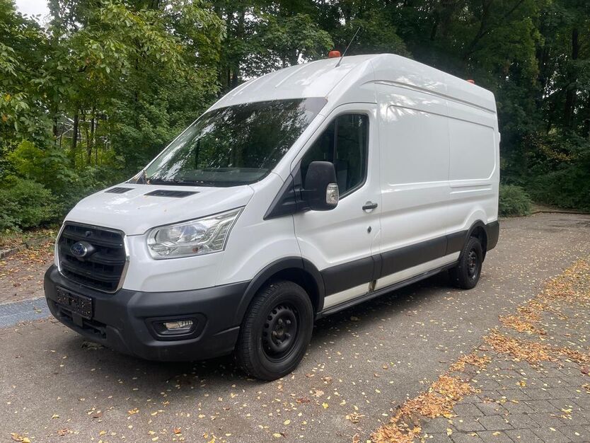 Ford Transit 63.800 km 15.500 € München 81929